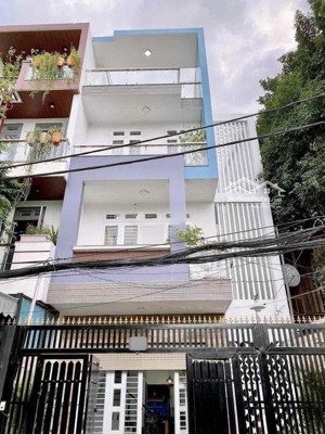 ngay trục đường lý thường kiệt, gò vấp. giá 4 tỷ 880/ 4x14m. nhà sổ sẵn, sang tên công chứng