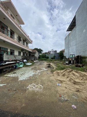 bán gấp! giá đầu tư đất biển mỹ khê 272m2, ngang 11.5m xây căn hộ. villa