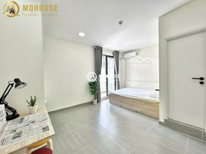 phòng ban công, cửa sổ lớn - gần ngã tư hàng xanh giáp q1, q2, phú nhuận - nguyễn gia trí