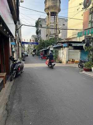 cần bán nhà / đường trường chinh , phường 13 quận tân bình : lh 