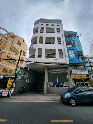 siêu phẩm toà nhà mt hồ bá kiện, quận 10 | ngang 8.5m bề thế | hđt 180 triệu/tháng | giá 65 tỷ!