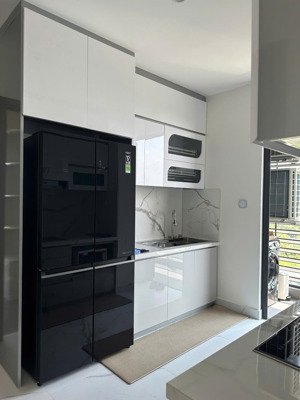 cho thuê be7 3pn tầng trung full nội thất cao cấp