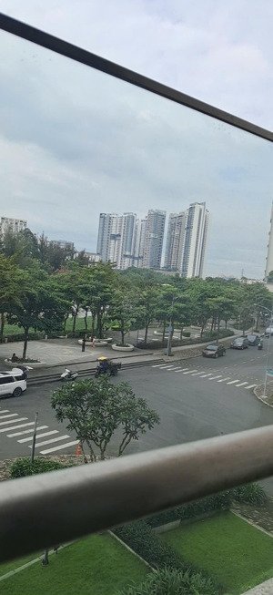 căn hộ midtown m8 the peak phú mỹ hưng 130m2 3pn 3wc 55tr full nt rất đẹp ở ngay 