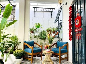 cho thuê nhà sân vườn 3 phòng ngủ thiết kế chill khu phước long giá 25 triệu/tháng