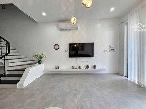 cho thuê nhà đẹp tại kvg the capella nha trang, 3 tầng, 3pn, 4wc nhà mới tinh