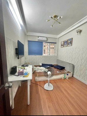 bán nhà hẻm số 3 thành thái- 3 x 13.5m (40m2)- trệt + lửng + lầu - hướng đông nam - giá 6.9 tỷ