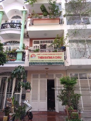 chính chủ bán hxh víp 135/nguyễn hữu cảnh-p 22-bình thạnh 5 tầng cn=60,2m2 chỉ 15,5 tỷ 