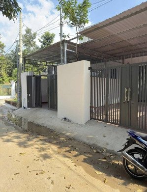 cho thuê nhà mới sạch sẽ 1/ trần ngọc lên phường định hoà gần bệnh viện 1500 giường