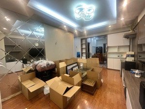 bán căn hộ tại cc 671 hoàng hoa thám diện tích 91m2, 3 ngủ, giá 9.2 tỷ nội thất đầy đủ vị trí đẹp