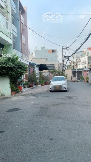 bán nhà mới 5 tầng - đối diện emart - hẻm xe hơi 8m - sát mặt tiền - 4x18 - 70m vuông - nhỉnh 8 tỷ