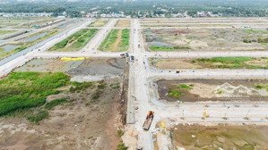 đất nền 90m2, full thổ cư, mặt tiền 18m, đối diện tt thương mại - công viên 2,1ha, kcn tân đô