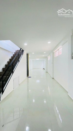 bán gấp trong tháng - bán nhà sư vạn hạnh 60/76m² 2 tầng - giá 35 tỷ
