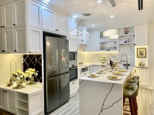 cần bán căn hộ the legend 3 pn 2wc 88m2 full nội thất; lh: duy 