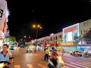 bán quỹ đất 3000m2 mặt tiền lê văn việt - tp thủ đức. xây dựng 3 hầm 15 tầng - giá: 370 tỷ tl