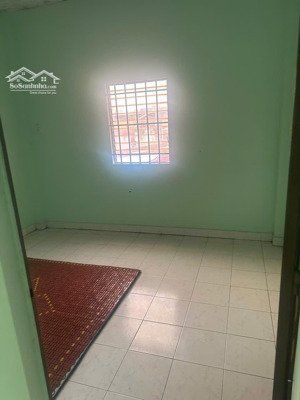cho sinh viên nam thuê tầng 2 nhà riêng tại đường lã xuân oai, p. long trường, 4 triệu, 80m2