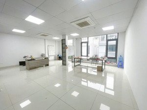 bql tòa nhà cho thuê văn phòng lương thế vinh 110m giá 18 triệu