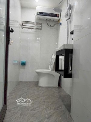 bán nhà nguyễn văn cừ , bồ đề long biên hà nội diện tích : 32m2 x 5 tầng x 4m x 8,650 tỷ - 10m ôtô