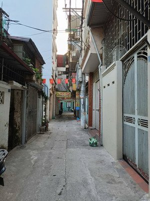 bán nhà kim ngưu 40m2, 5 tầng. ngõ thông. ô tô gần 6,95 tỷ