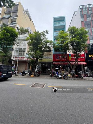 giá hạ rẻ! chủ thiện chí bán nhà đường calmette p. nguyễn thái bình quận 1. dt: 4x18,5m giá 45 tỷ