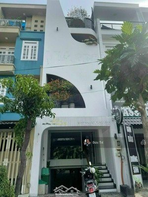 bán nhà mặt tiền lý tự trọng p.bến thành q1 dt 4mx18m nhà 5 tầng hđt 180tr/th giá 65 tỷ