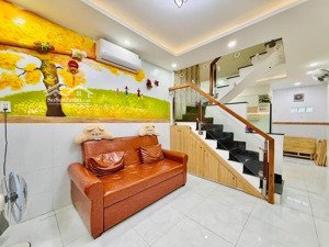 40m2, bán nhà đẹp 2 tầng, hẻm 3m, quang trung, p8 gò vấp, 3 tỷ hơn