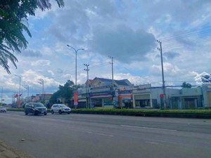 bán đất đường võ tùng châu phường mỹ xuân tp phú mỹ cách quộc lộ 51 chỉ 30m ,168m2 thổ cư ,3.25 tỷ