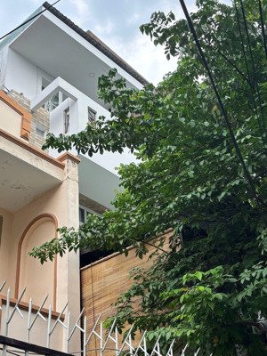 bán gấp trong tháng bán nhà hồ văn huê 98m² 4 tầng 20 tỷ