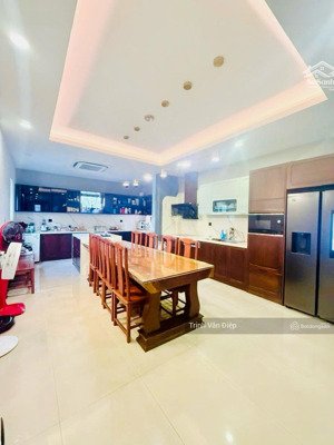 bán nhà 4 tầng xuân la tây hồ , oto 5 chỗ vào nhà, gần phố, gần đại học nội vụ dt 125m 27 tỷ