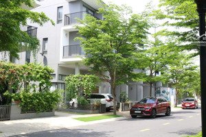 bán bt view đẹp tại the standard bình dương, giá 5 tỷ 85m2