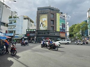 giá cực sốc 28tỷ góc 2 mặt tiền võ văn tần 8 x 10m kc 4tâng hđt 100tr