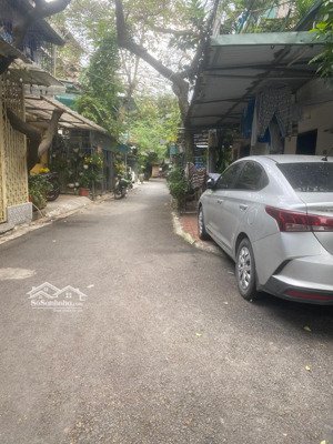 bán nhà tập thể phố lê thanh nghị nhà đẹp 2 thoáng ở ngay 70m2 t3 giá 4.9 tỷ có tl sổ đỏ cc