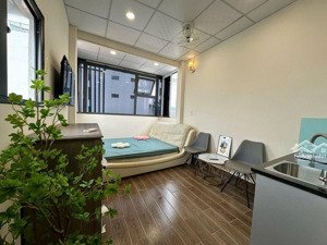 chỉ 7 tỷ bé chdv 5 tầng nguyễn thi thập quận 7 thang máy 50m2- dt 50 triệu- 8pn