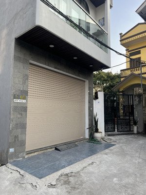 110m2 8.9 tỷ ô tô quay đầu trước nhà thạch bàn