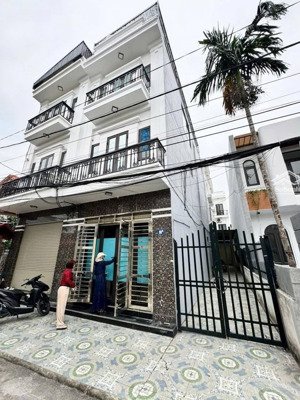 bán nhà 3 tầng đường nhựa thông rộng 5m ô tô tránh nhau tại đồng hoà, kiến an