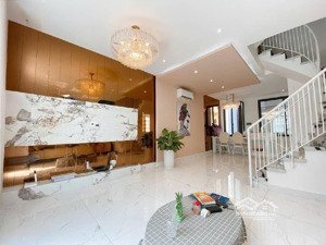 nhà 5 tầng hxh 2 mặt thoáng quang trung gò vấp nhỉnh 8 tỷ