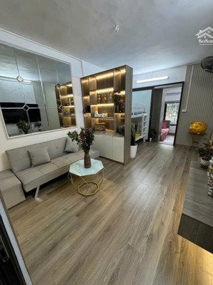 chính chủ nhờ bán căn tập thể tầng 2 vĩnh hồ - ô tô đỗ - khu vui chơi - 55m2 - nhỉnh 3 tỷ