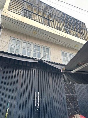 giá mới 5.4 tỷhẻm xe hơi - nhà 3 tầng mới đẹp - ngang đẹp 8m - sát mặt tiền mã lò - đường số 2 -