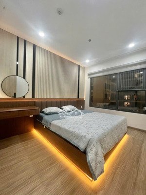 cần bán căn 2pn - 1wc diện tích 55m2 full nội thất đẹp hướng đông bắc, giá 3,5 tỷ, lh: 