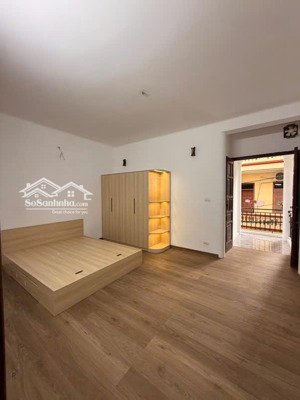 nhà dân xây hạ yên quyết, mặt ngõ kinh doanh, gần ô tô, ô chờ thang máy, diện tích rộng