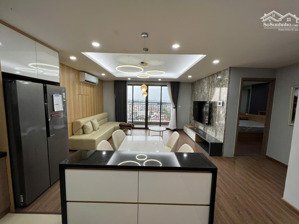 chính chủ bán ch udic westlake võ chí công dt 84,3m 2pn view sông hồng, giá 8 tỷ, sđcc: o971085383