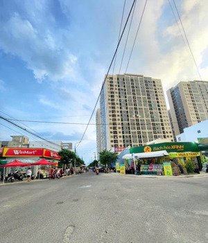 tôi chính chủ cần bán lô mặt tiền huỳnh dạng, đường 10m5 khu đô thị lakesike hòa hiệp nam