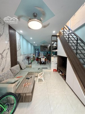 chủ gửi bán nhag 1 trệt 1 lầu phương biên hoà( bửu hoà củ). dt: 4x16,3=65m2. giá: 2tỷ150 tl