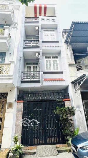 tân hương ( q.tân phú ) - 4 tầng - dt 4x16 - hêm xe hơi tránh - nhỉnh 9 tỷ