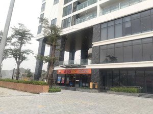 cho thuê mặt bằng kinh doanh phố nguyễn lam - phúc đồng - vỉa hè - ô tô tránh