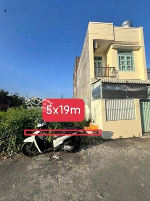 hàng hiếm cho đầu tư - đất 94m2 ( 5x19 ) - chỉ 4,3tỷ - ngã 3 long trường, hẻm thông