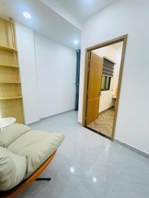 nhà hxh 318/ phan văn trị p.11 - 2 tầng 90m2 - gồm 3 phòng ngủ - giá 6.45 tỷ