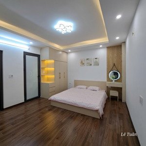 nhà mới đẹp lung linh - full nội thất - ngõ thoáng sáng - ô tô đỗ cổng dt36m - trung tâm - việthưng