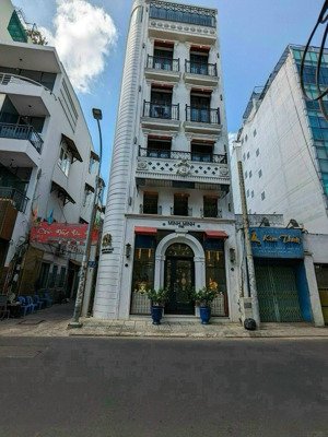 hạ giá góc 2 mặt tiền xa lộ hà nội, an phú, thủ đức - dt 5x20m - 5 tầng - 150tr/th - giá 29 tỷ