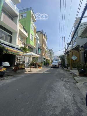 hiếm: nhà ngon giá rẻ chỉ 9,5 tỷ * mặt tiền kinh doanh khu tên lửa gần chợ- 5 x 19- 4 tầng- 4 pngủ