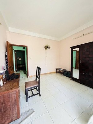 bán nhà khu vip - tân phú- 3 tầng- hẻm ô tô quay đầu - chỉ 6ty